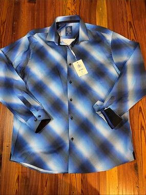NWT Men’s Avenue 21 Button-Down, Size XL